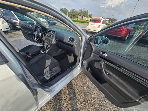 Used 2013 Volkswagen Jetta S FWD image 19