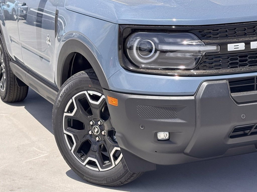 New 2026 Ford Bronco Sport Outer Banks w/ Outer Banks Tech Package+ AWD/4WD image 4