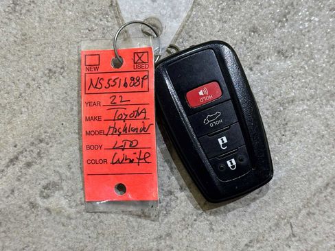 Certified 2022 Toyota Highlander Limited image 33