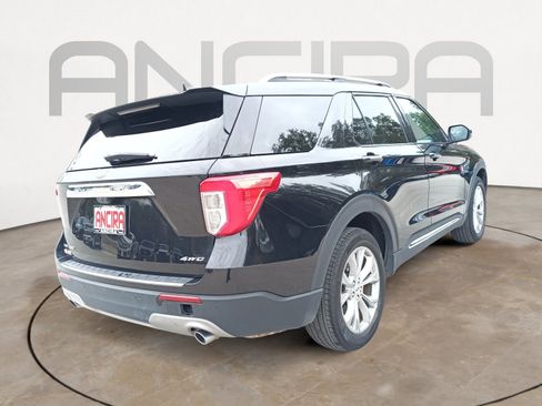 Used 2023 Ford Explorer Limited image 10