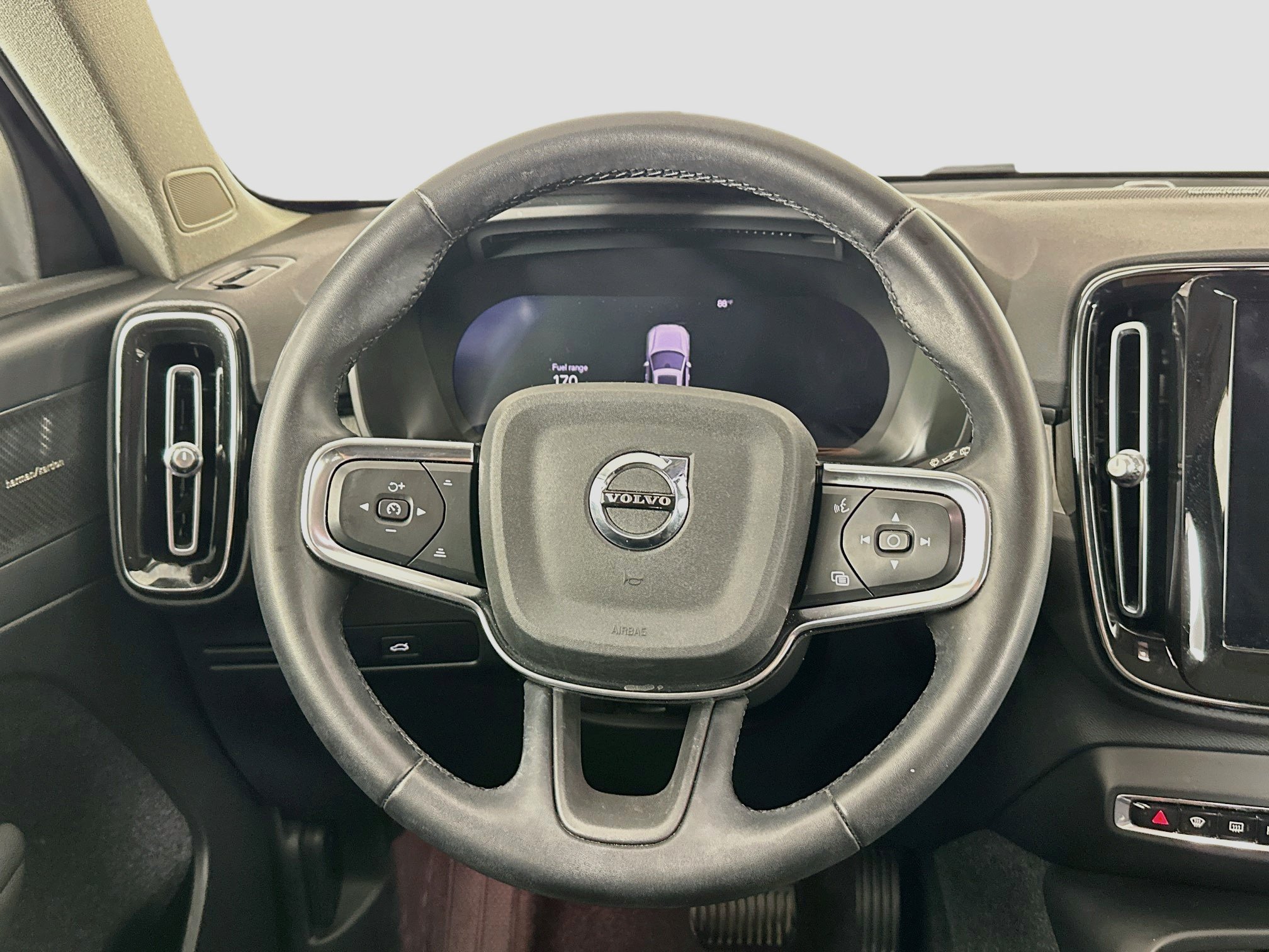 Used 2023 Volvo XC40 B5 Ultimate w/ Protection Package Premier AWD/4WD image 18
