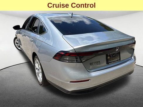 Used 2025 Honda Accord LX image 10