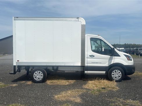 New 2025 Ford Transit 350 w/ Interior Upgrade Package image 7