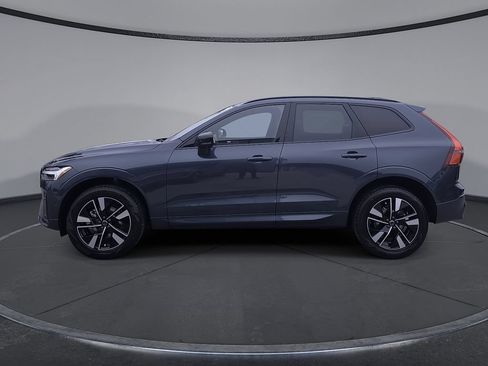 New 2026 Volvo XC60 B5 Plus w/ Climate Package AWD/4WD image 16