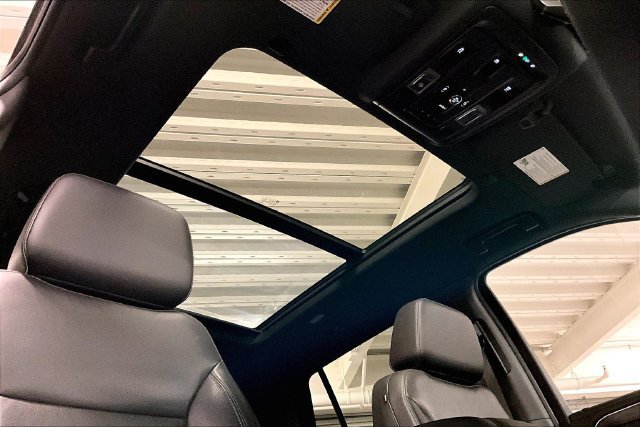Used 2021 Chevrolet Tahoe LT w/ LT Signature Package AWD/4WD image 29