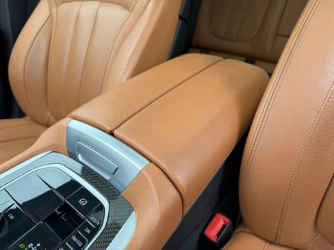 Used 2022 BMW X6 M50i w/ Executive Package image 31