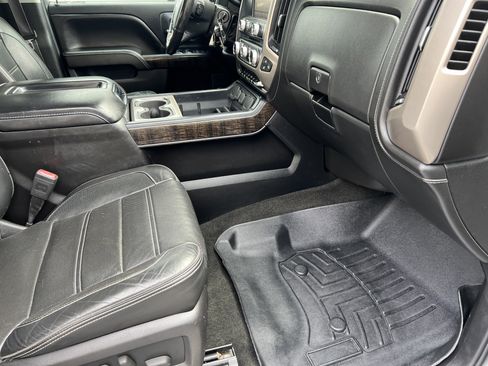 Used 2015 GMC Sierra 2500 Denali AWD/4WD image 21