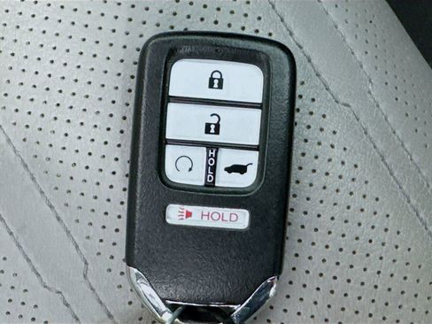 Used 2017 Honda CR-V EX-L image 40