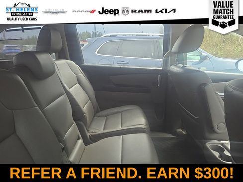 Used 2016 Honda Odyssey Touring Elite image 4