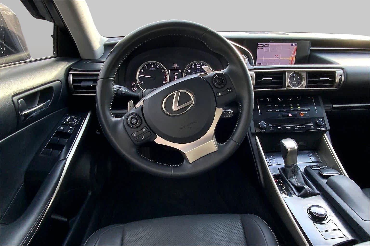 Used 2014 Lexus IS 250 w/ Navigation Package RWD image 6