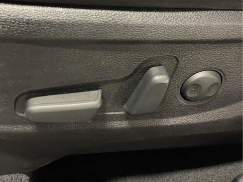 Used 2021 Kia Telluride EX w/ EX Premium Package image 26