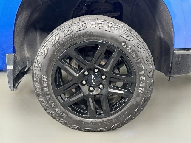 Used 2022 Chevrolet Silverado 1500 LT Trail Boss AWD/4WD image 31