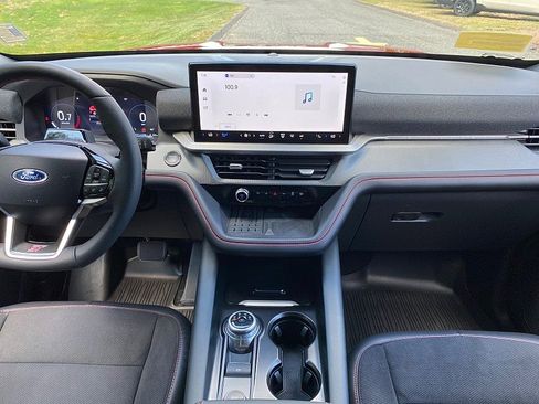 Certified 2025 Ford Explorer ST w/ Sun And Sound Package image 20