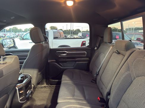 Used 2019 RAM 1500 Big Horn AWD/4WD image 34
