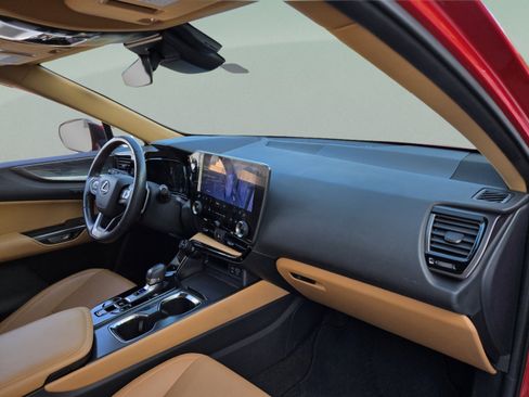 Certified 2025 Lexus NX 250 FWD w/ Cold Area Package image 27