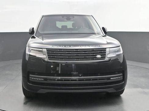 Used 2025 Land Rover Range Rover SE AWD/4WD image 10