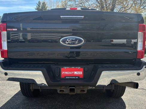 Used 2017 Ford F250 Lariat w/ Lariat Value Package AWD/4WD image 8