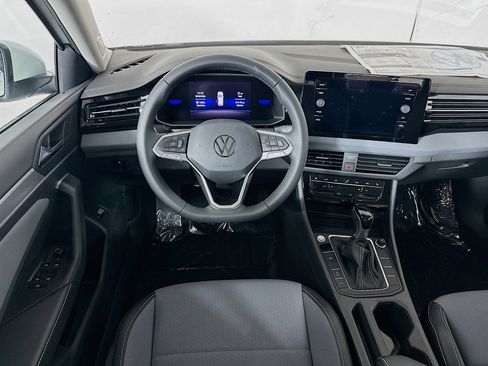 New 2026 Volkswagen Jetta SE FWD image 22