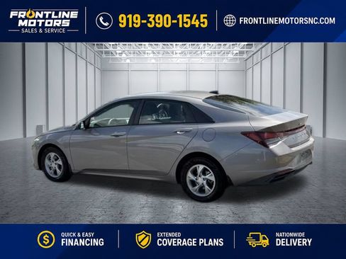 Used 2022 Hyundai Elantra SE FWD image 6
