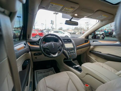 Used 2017 Lincoln MKC Select w/ Select Plus Package image 13