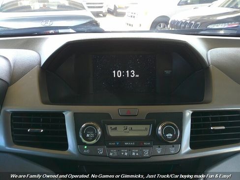 Used 2016 Honda Odyssey LX image 35