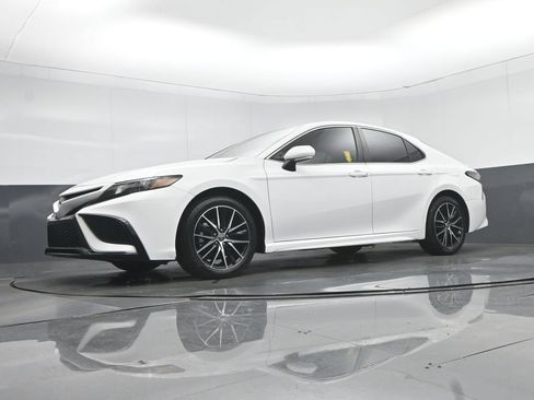 Used 2023 Toyota Camry SE FWD image 50