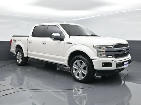 Used 2018 Ford F150 Platinum w/ Equipment Group 701A Luxury AWD/4WD image 2