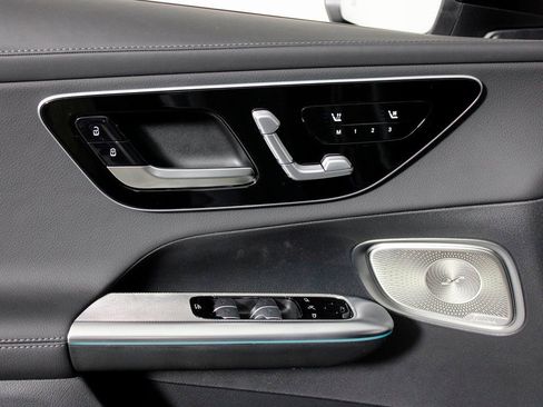 Certified 2026 Mercedes-Benz GLC 300 4MATIC image 12