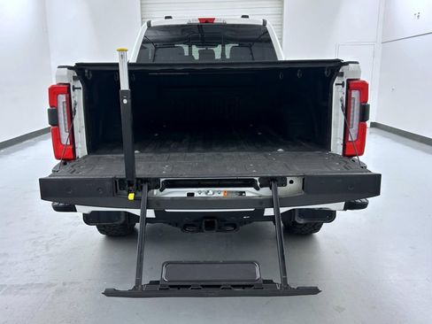 Used 2024 Ford F350 Platinum w/ Tremor Off-Road Package AWD/4WD image 23