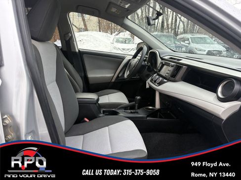 Used 2014 Toyota RAV4 LE image 23