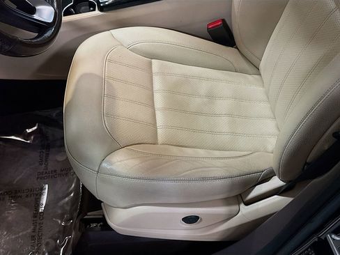 Used 2017 Mercedes-Benz GLE 350 4MATIC image 24