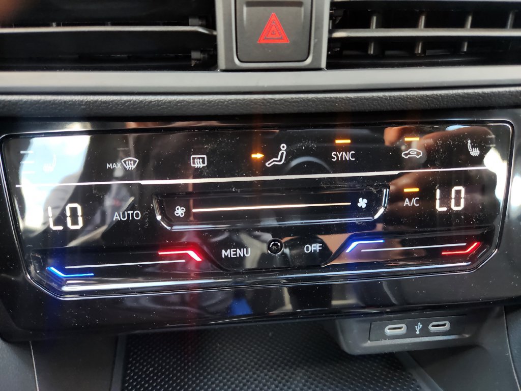 New 2027 Volkswagen Jetta Sport FWD image 14