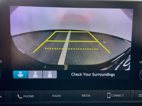 Used 2025 Honda HR-V LX image 21