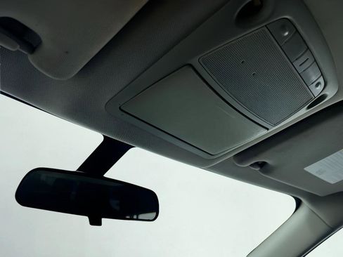 Used 2019 Nissan Pathfinder S image 43