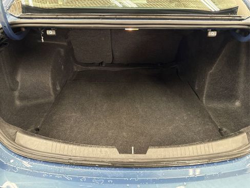 Used 2024 Chevrolet Malibu LT image 11