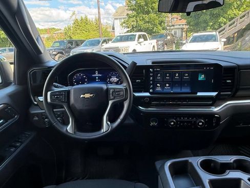 Used 2023 Chevrolet Silverado 1500 LT AWD/4WD image 50