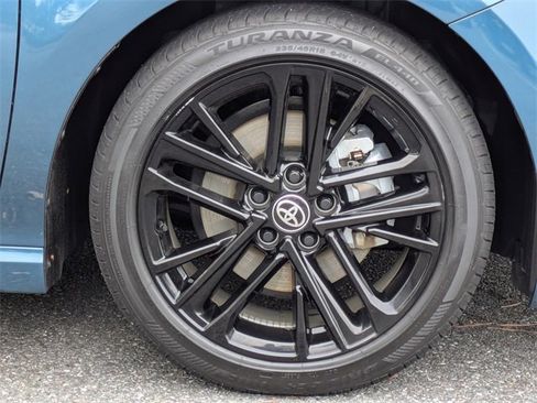 Used 2025 Toyota Camry SE image 9