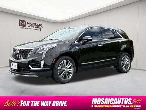 Used 2021 Cadillac XT5 Premium Luxury w/ LPO, Floor Liner Package AWD/4WD image 3