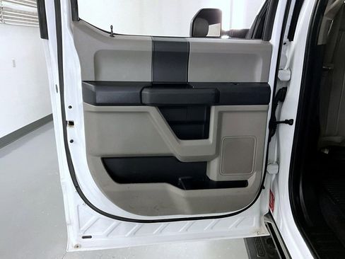 Used 2018 Ford F450 XL w/ Power Equipment Group image 20