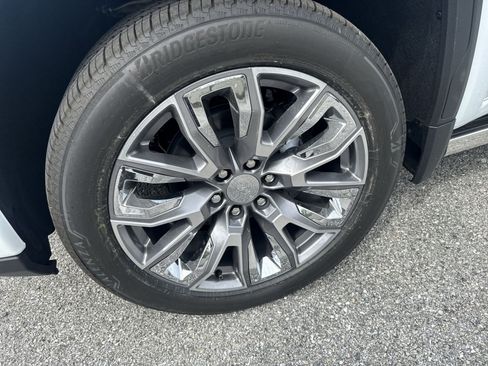 New 2026 GMC Sierra 1500 Denali AWD/4WD image 10