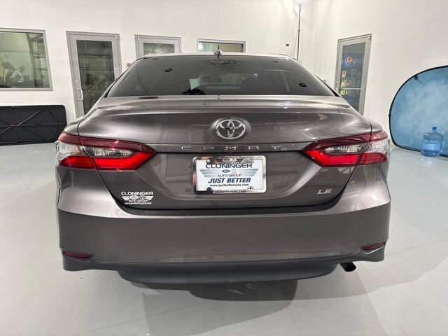 Used 2024 Toyota Camry LE w/ Convenience Package FWD image 8