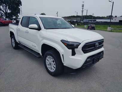 New 2026 Toyota Tacoma SR5