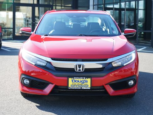 Used 2016 Honda Civic Touring image 9