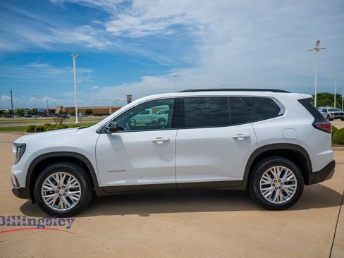 Used 2026 GMC Acadia Elevation w/ Elevation Premium Package AWD/4WD image 4