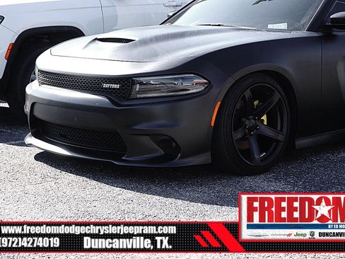 Used 2022 Dodge Charger R/T w/ Daytona Edition Group RWD image 9