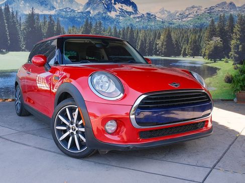 Used 2016 MINI Cooper 2-Door Hardtop FWD image 3