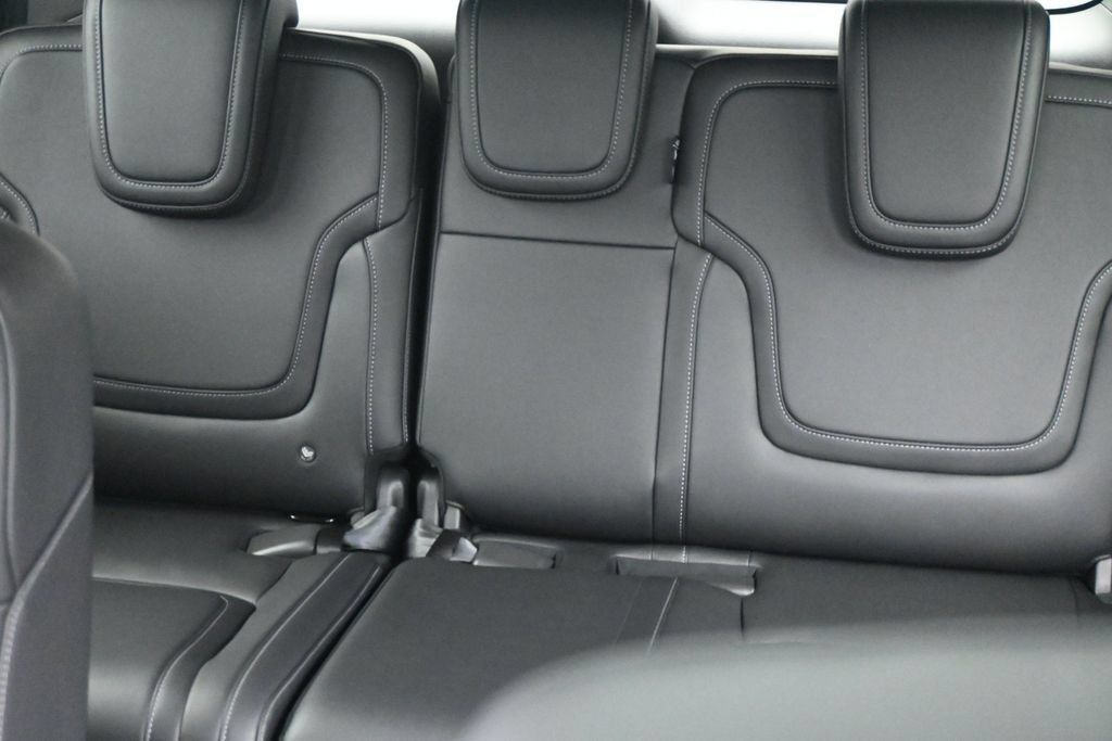 New 2026 Nissan Armada PRO-4X AWD/4WD image 22