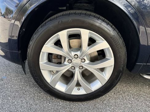 Used 2020 Land Rover Discovery Sport SE R-Dynamic image 10