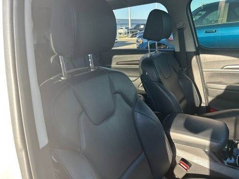 Used 2023 Kia Telluride S w/ S Sunroof Package image 4