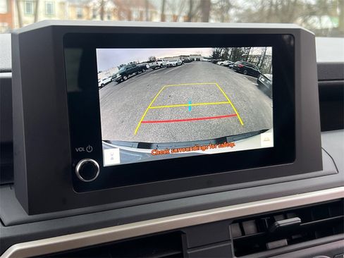 Used 2025 Toyota Tacoma SR image 22